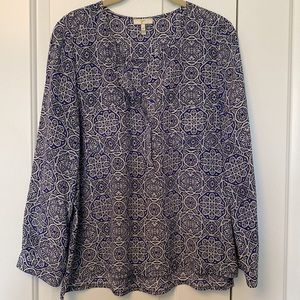 Joie 100% Silk Blue White Nepal Spanish Tile Top